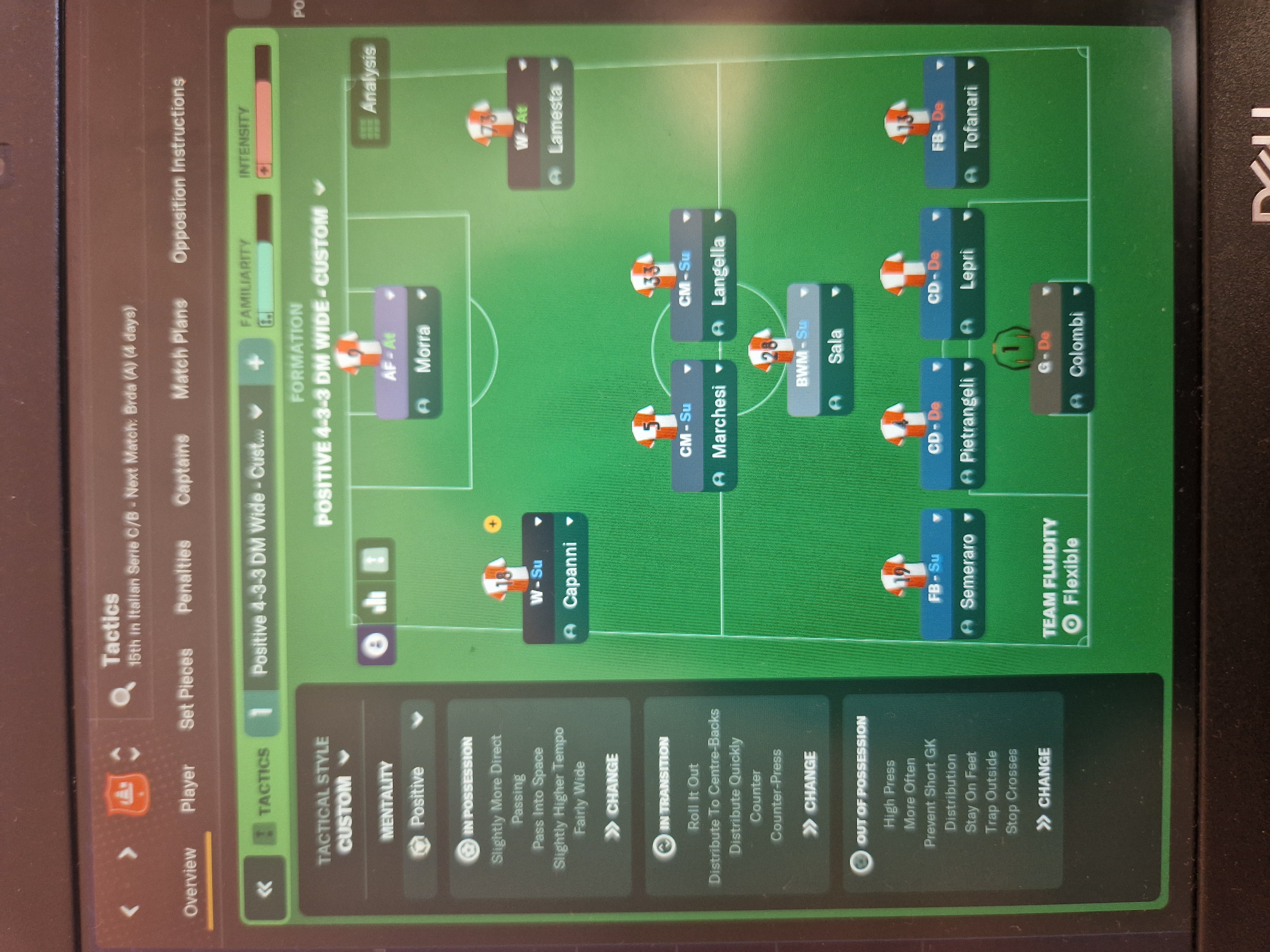 4-3-3 DM Wide tactic screenshot