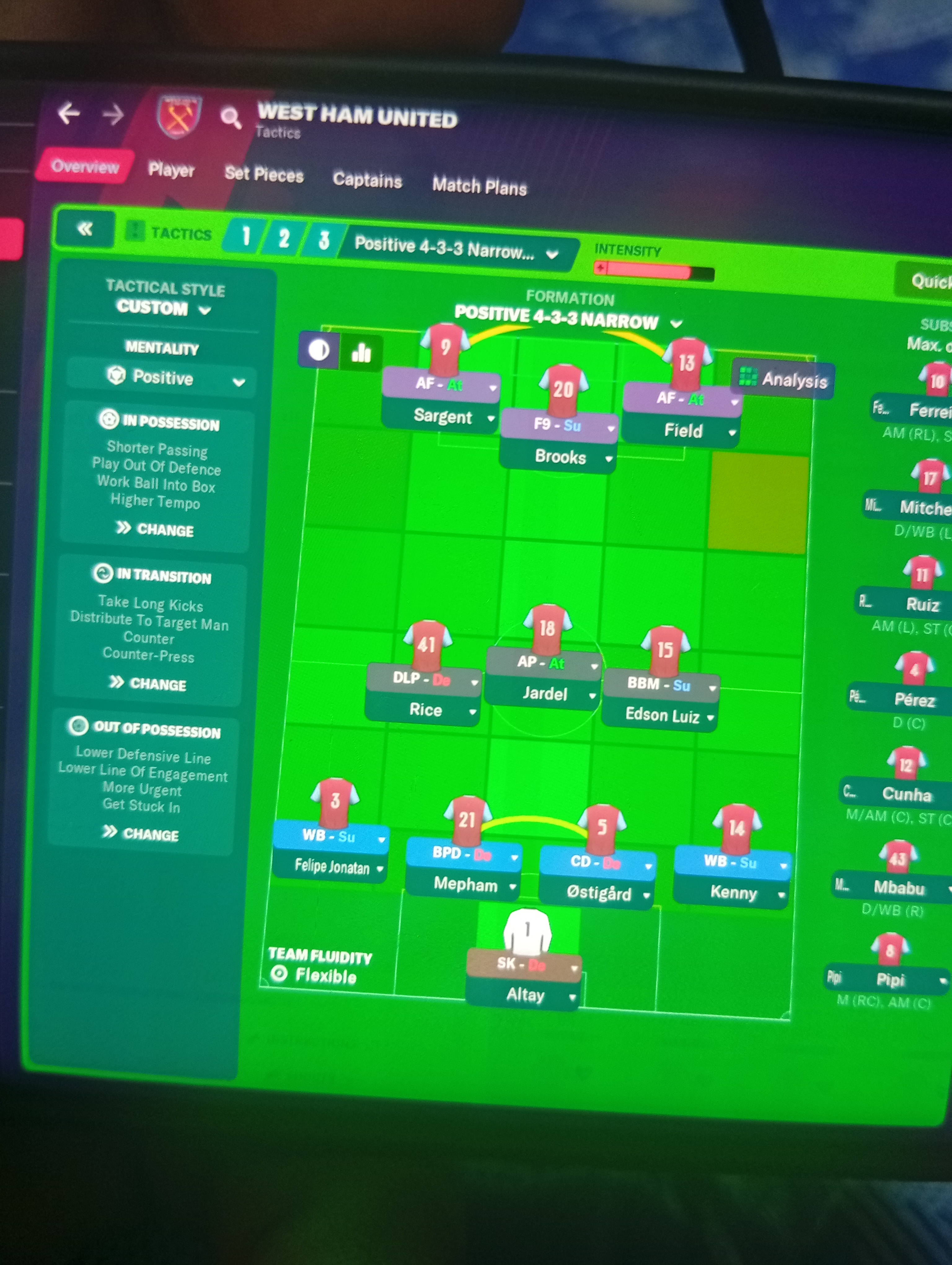 4-3-3 Narrow tactic screenshot
