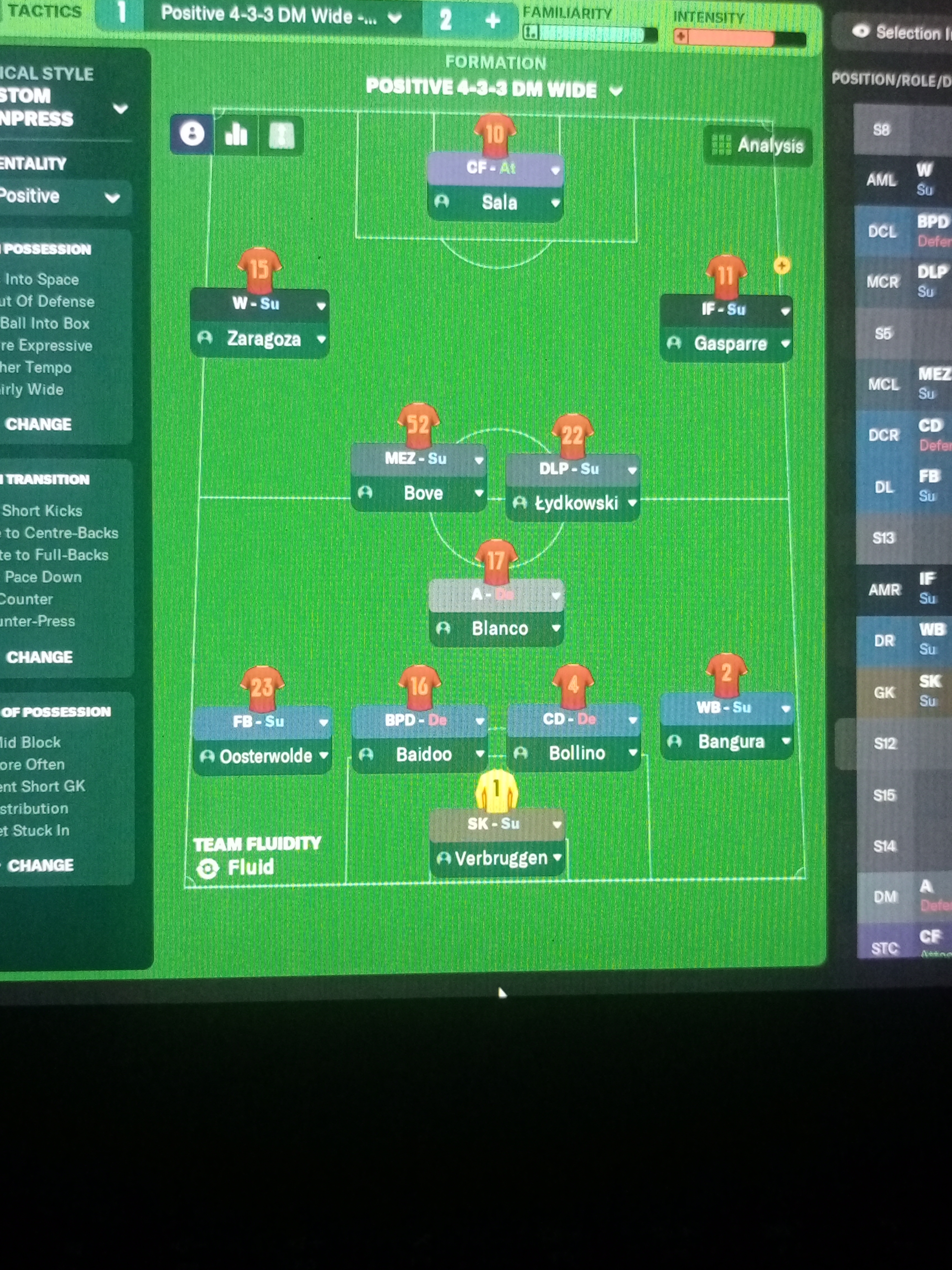 4-3-3 DM Wide tactic screenshot