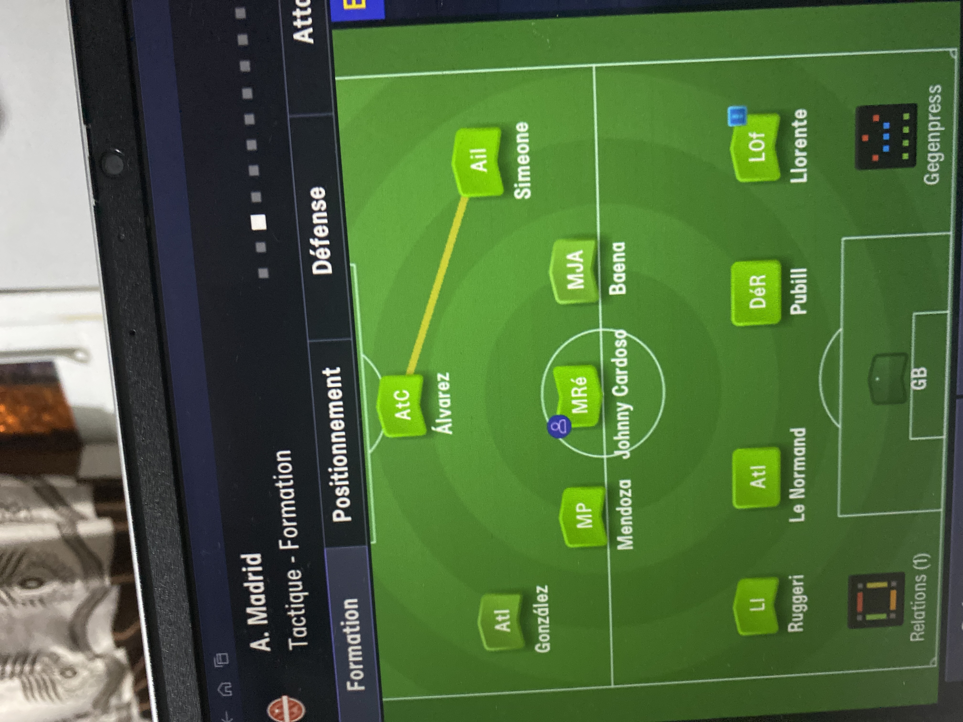 4-3-3 tactic screenshot