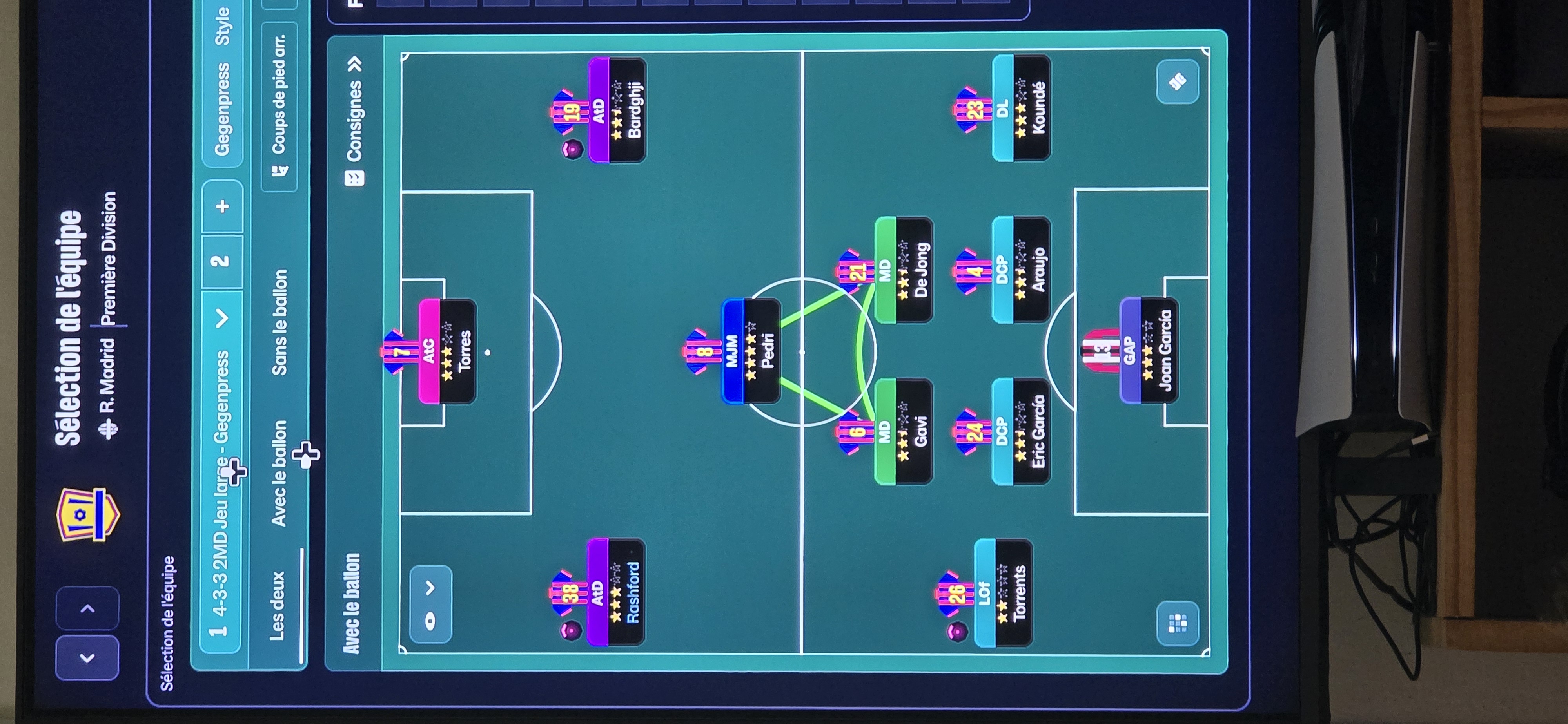 4-3-3 tactic